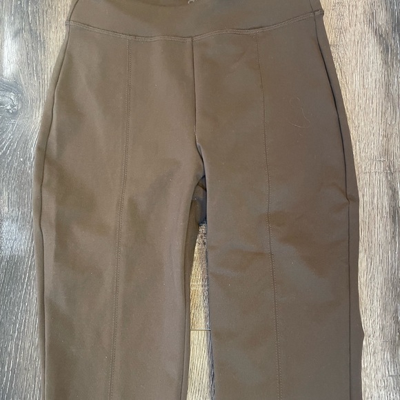 ALO Yoga Chocolate Brown Flare Pants EUC size XS - Picture 2 of 4